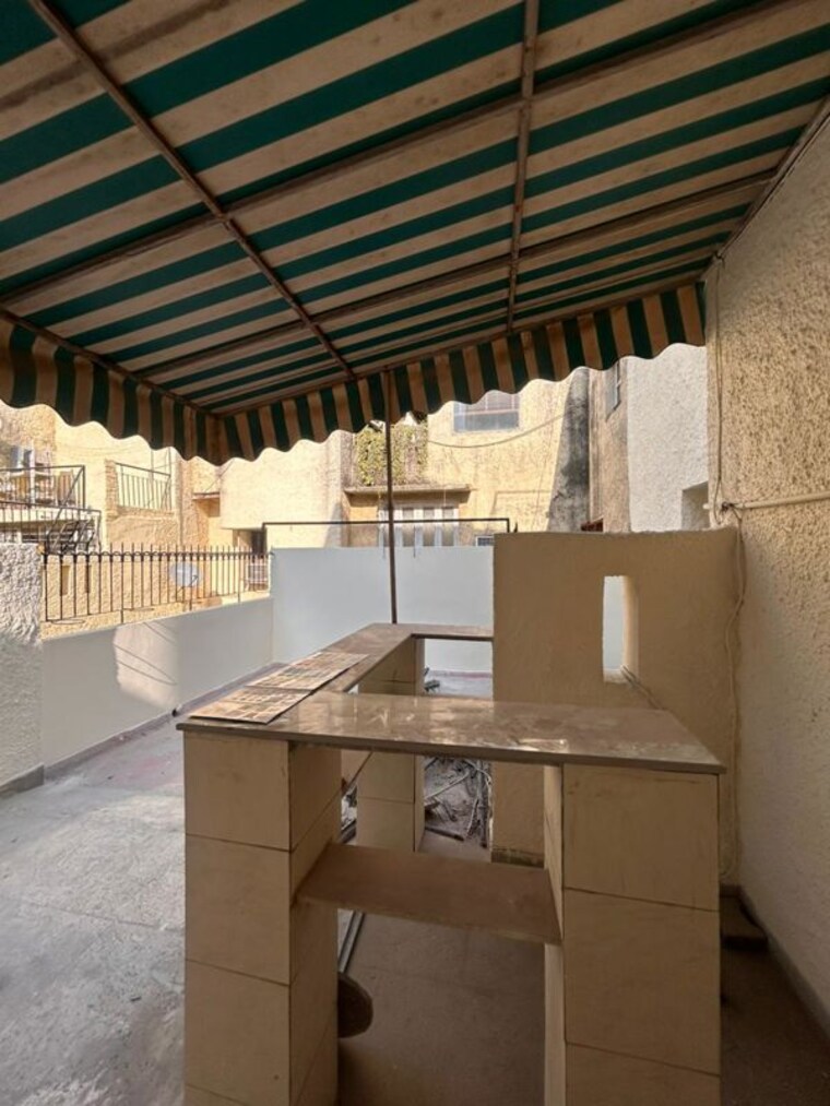 Kitchen, sheikh sarai phase 2 3 Bedroom 200 Sq.Yd. Apartment In Sheikh Sarai Phase 2 Delhi 9861328