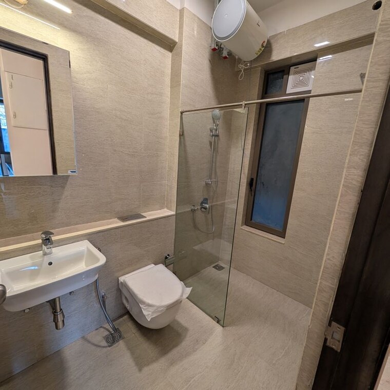 Bathroom, bandra east 2 Bedroom 741 Sq.Ft. Apartment In Bandra East Mumbai 9861516