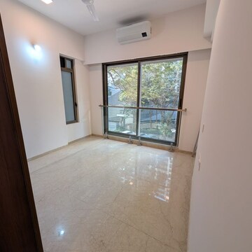 Room in 2 BHK Apartment at Bandra East – for Rent