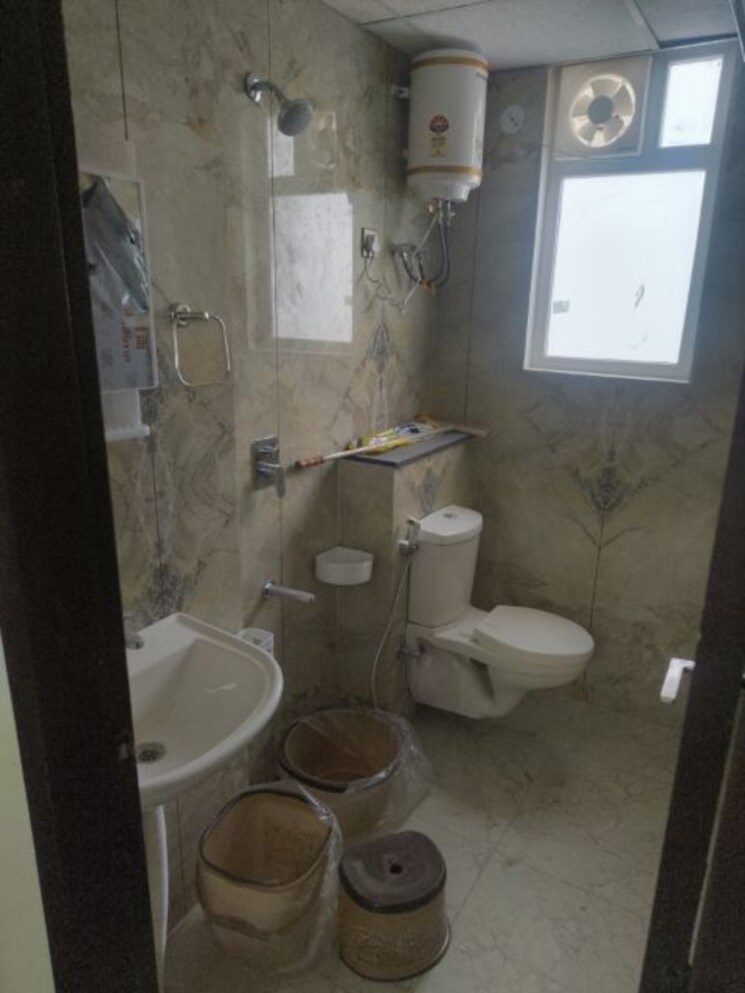 Bathroom, vardhman-empire-estate 1 Bedroom 446 Sq.Ft. Apartment In Mahapura Jaipur 9861531