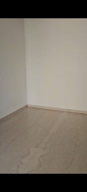 Room in 2 BHK Apartment at Courtyard by Narang Realty and The Wadhwa Group, Pokhran Road No Two – for Rent