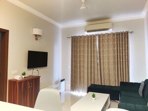Master Bedroom in 3 BHK Apartment at Parsvnath Green Ville, Sector 48 – for Rent