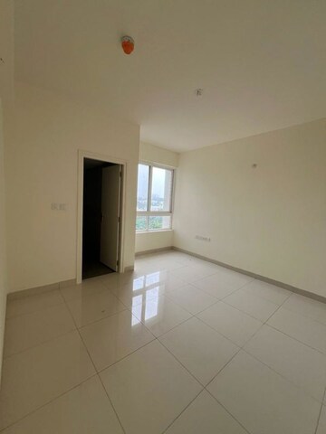 Room in 4 BHK Apartment at Salarpuria Aqua Vista, Bannerghatta Road – for Sale
