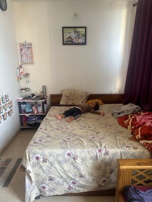 Bedroom in 1 BHK Apartment at Hiranandani Estate Solitaire C, Hiranandani Estate – for Rent