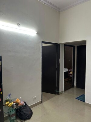 Room in 3 BHK Apartment at Skytech Matrott, Sector 76 – for Rent