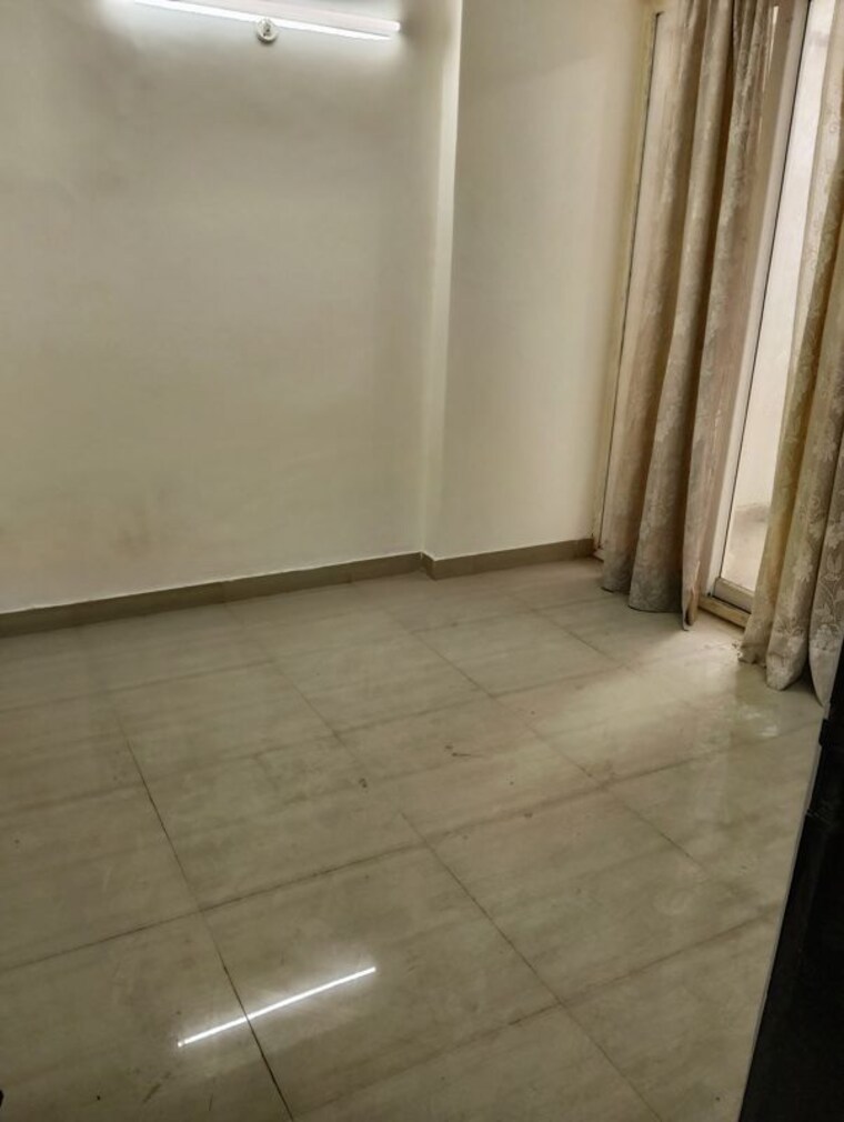 Room, amrapali-leisure-park 3 Bedroom 1145 Sq.Ft. Apartment In Amrapali Leisure Valley Greater Noida 9861856