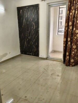 Building Lobby in 3 BHK Apartment at Amrapali Leisure Park, Amrapali Leisure Valley – for Rent