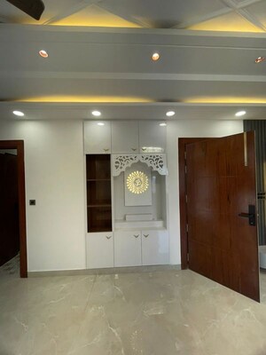 Building Lobby in 5 BHK Independent House at Asha Apartment, Old Chungi – for Sale