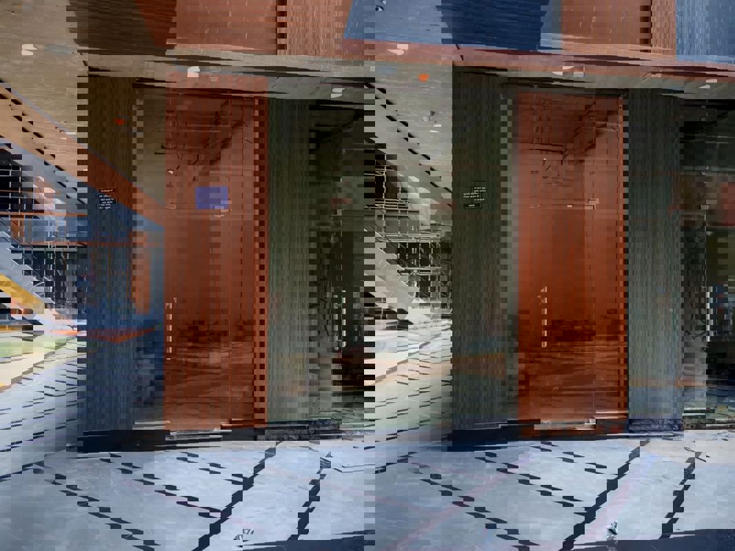 Retail Shop For Rent in Sun Twilight