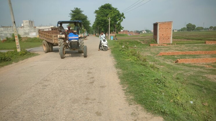 undefined, alinagar  2508 Sq.Ft. Plot In Alinagar Mughalsarai 9862046