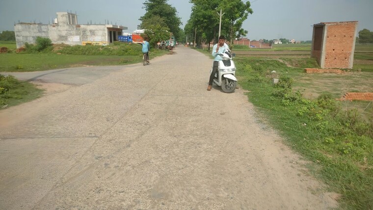 undefined, alinagar  2495 Sq.Ft. Plot In Alinagar Mughalsarai 9862045