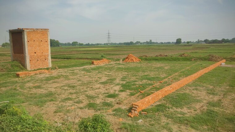 undefined, alinagar  2547 Sq.Ft. Plot In Alinagar Mughalsarai 9862049