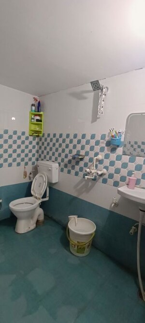 Bathroom in 2 BHK Builder Floor at Kandawa – for Rent