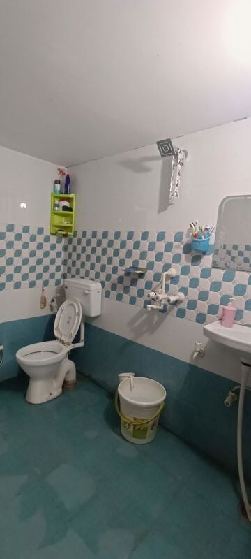 Bathroom in 2 BHK Builder Floor at Kandawa – for Rent