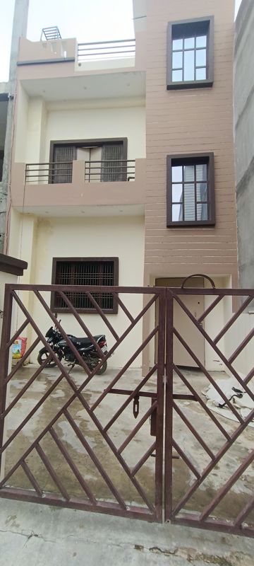 2 BHK Builder Floor For Rent in Kandawa
