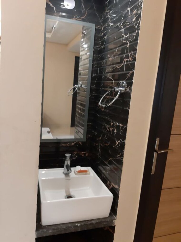 undefined, choma 4 Bedroom 581 Sq.Yd. Builder Floor In Choma Gurgaon 9862254