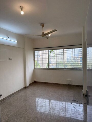 2 BHK Apartment For Rent in Bandra West