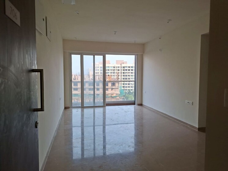 Living Room, pokhran road no one 2 Bedroom 700 Sq.Ft. Apartment In Pokhran Road No One Thane 9862180