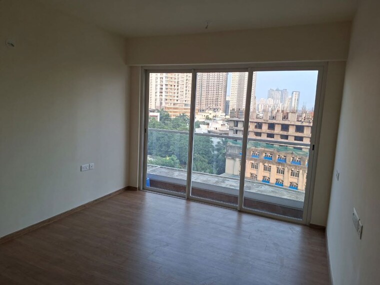 Living Room, pokhran road no one 2 Bedroom 700 Sq.Ft. Apartment In Pokhran Road No One Thane 9862180