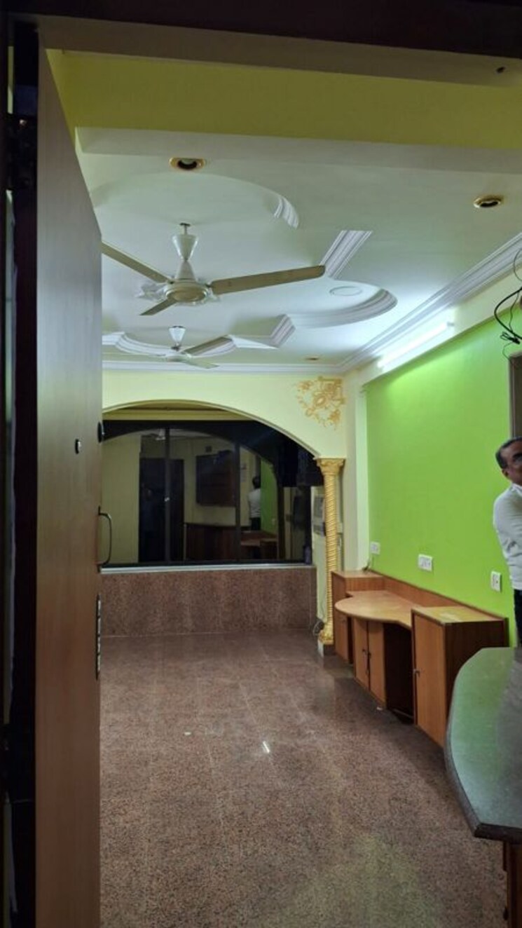 Living Room, andheri east 1 Bedroom 350 Sq.Ft. Apartment In Andheri East Mumbai 9862383