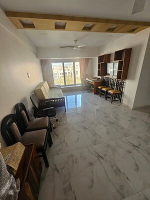 Living Room in 2 BHK Apartment at Andheri West – for Rent