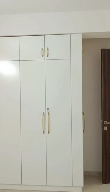 Furnished Amenities in 2.5 BHK Apartment at Smart World Gems, Sector 89 – for Rent