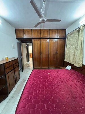 Bedroom in 2 BHK Apartment at Diamond Garden, Chembur – for Rent