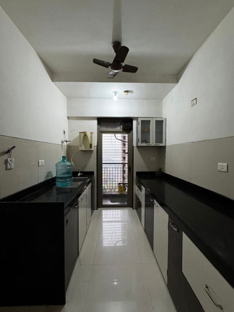 Kitchen, lodha-splendora 1.5 Bedroom 610 Sq.Ft. Apartment In Ghodbunder Road Thane 9862462