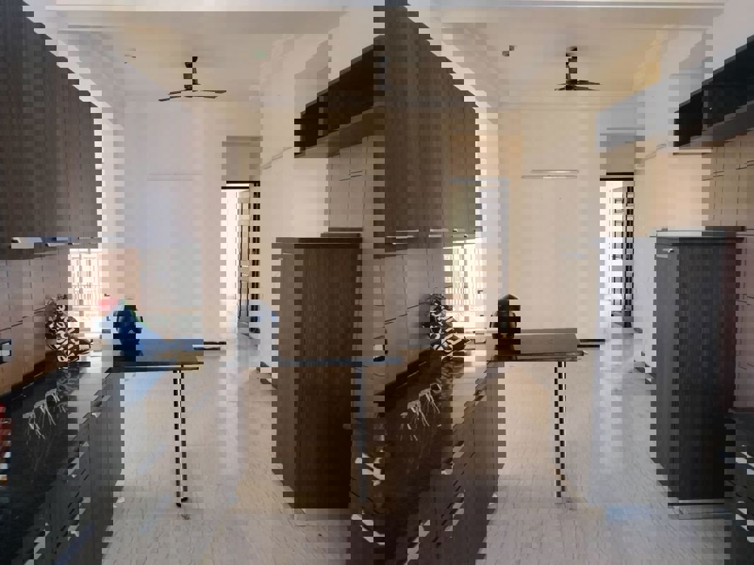 3 BHK + Pooja Room,Extra Room 1850 Sq.Ft. Apartment in Gaur Sportswood