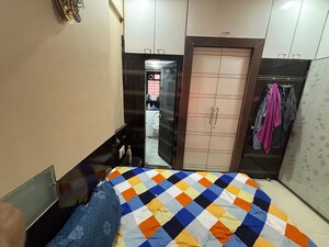 Bedroom in 2 BHK Apartment at Sion West – for Rent