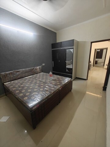 Bedroom in 2 BHK Apartment at Vip Road – for Rent