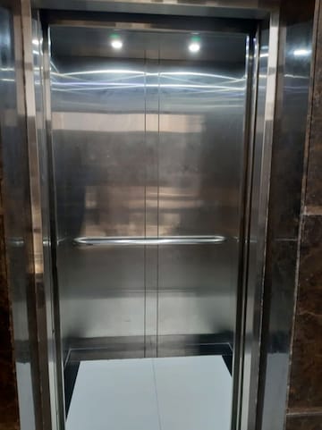 Bathroom in 4 BHK Builder Floor at Choma – for Rent