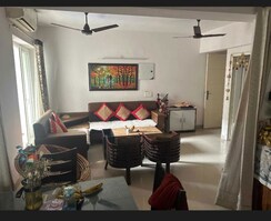 2 BHK + Study Room Apartment For Rent in Mahagun Mirabella