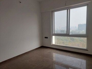 Room in 3.5 BHK Apartment at Venkatesh Flora Phase II, Mundhwa – for Rent