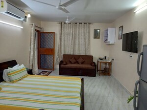 Studio Apartment For Rent in Defence Colony