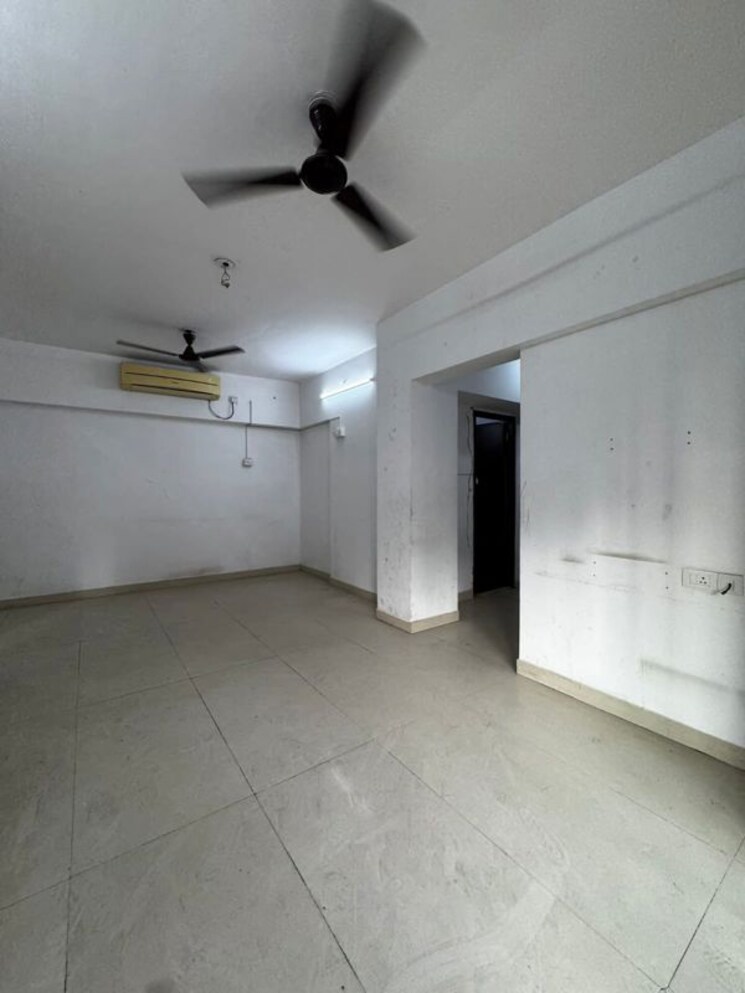 Room, lodha-splendora 3 Bedroom 953 Sq.Ft. Apartment In Ghodbunder Road Thane 9862541