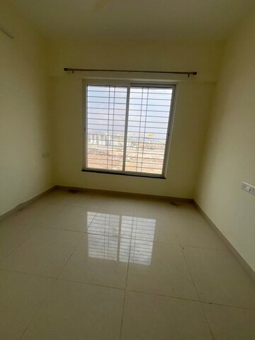 Room in 2 BHK Apartment at Kolte Patil Life Republic, Hinjewadi – for Rent