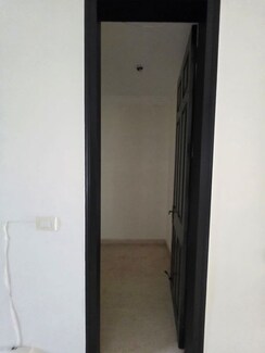 3 BHK + Extra Room Apartment For Rent in Mahagun Mirabella