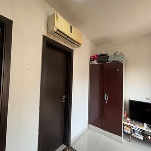  1 BHK Apartment at Lalani Grandeur, Riddhi Gardens – for Sale