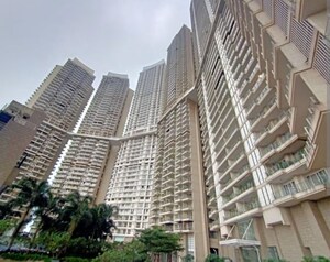 2 BHK Apartment For Sale in LnT Realty Crescent Bay, Parel