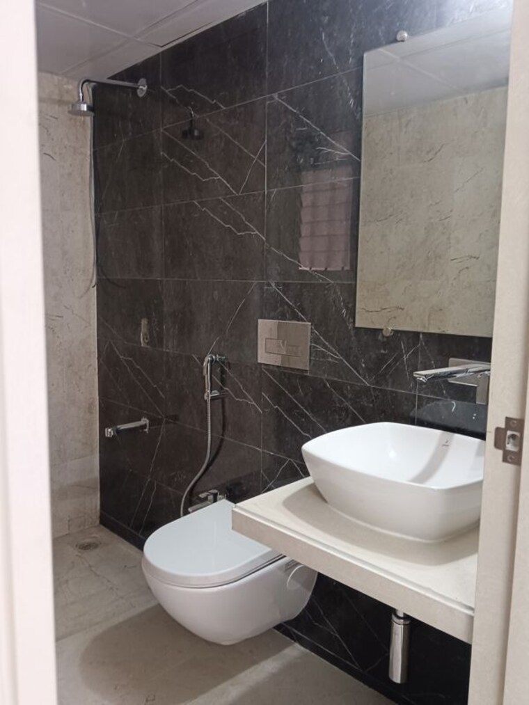 Bathroom, dosti-west-county 2 Bedroom 713 Sq.Ft. Apartment In Balkum Pada Thane 9862669