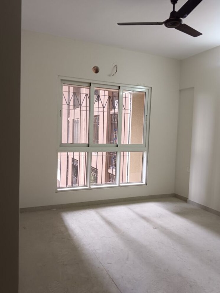 Room, dosti-west-county 2 Bedroom 713 Sq.Ft. Apartment In Balkum Pada Thane 9862669