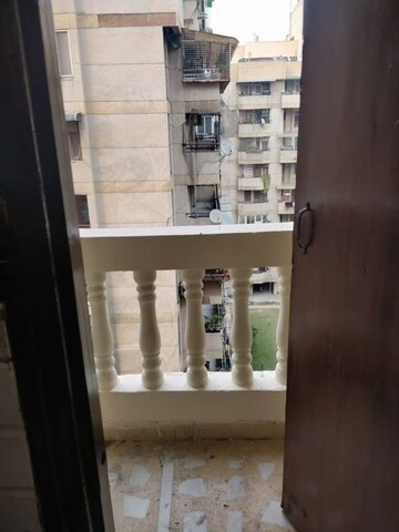 Kitchen in 3.5 BHK Apartment at Dwarka – for Rent