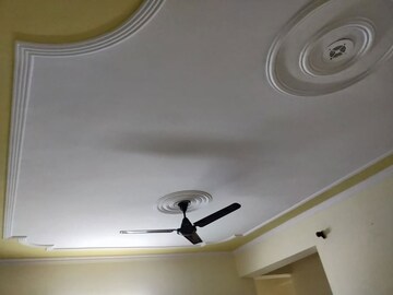 Furnished Amenities in 3.5 BHK Apartment at Dwarka – for Rent