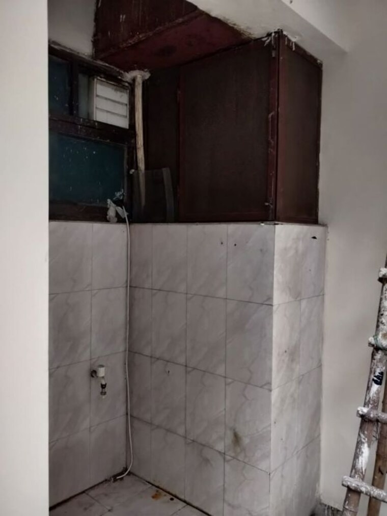 Bathroom, dwarka 3.5 Bedroom 1650 Sq.Ft. Apartment In Dwarka Delhi 9862582