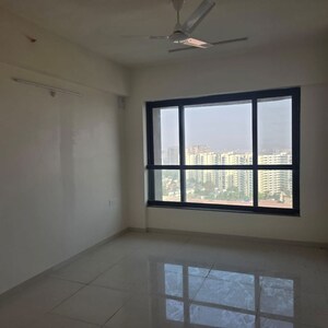 5 BHK Apartment For Rent in Bandra East