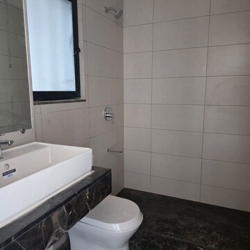 Bathroom in 5 BHK Apartment at Bandra East – for Rent