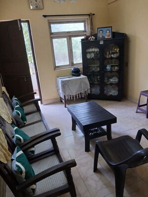 1 BHK Apartment For Rent in Merces