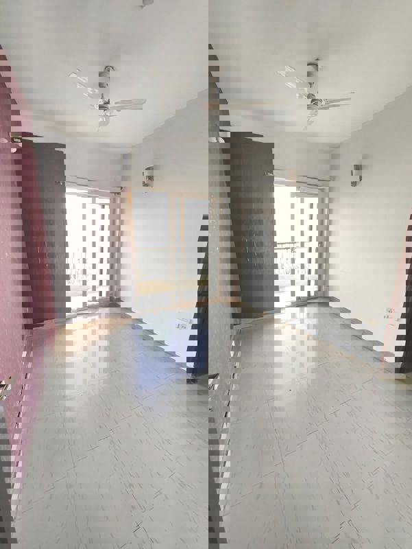 2 BHK + Extra Room 915 Sq.Ft. Apartment in Nimbus The Hyde park