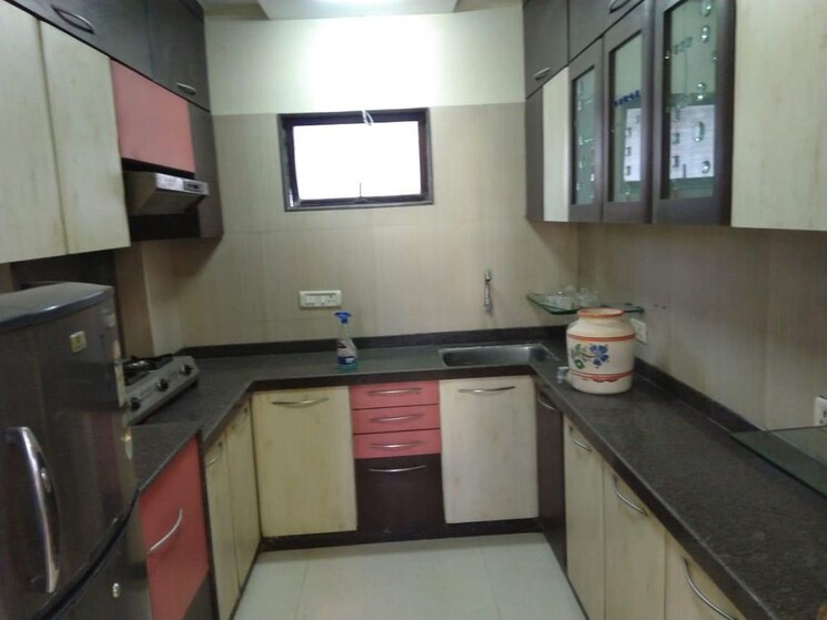 Kitchen, bandra west 2 Bedroom 700 Sq.Ft. Apartment In Bandra West Mumbai 9862712